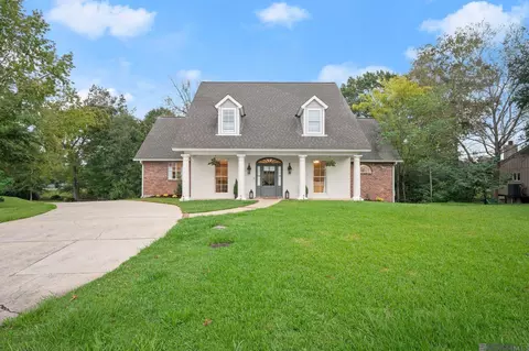 10813 N Oak Hills Pkwy, Baton Rouge, LA 70810