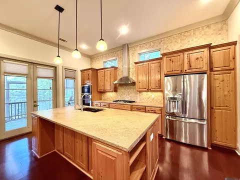 7037 Etage Ct, Baton Rouge, LA 70806