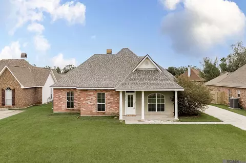42168 Stone Ridge Ave, Prairieville, LA 70769