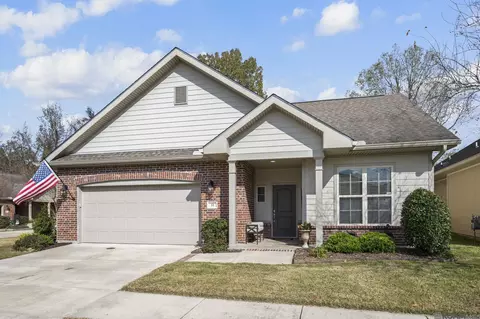 7111 Village Charmant # 11, Baton Rouge, LA 70809
