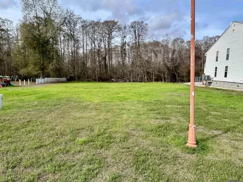 26265 Riverscape Dr, Springfield, LA 70462 photo 3