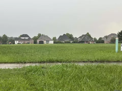 3508 Spanish Trl, Zachary, LA 70791