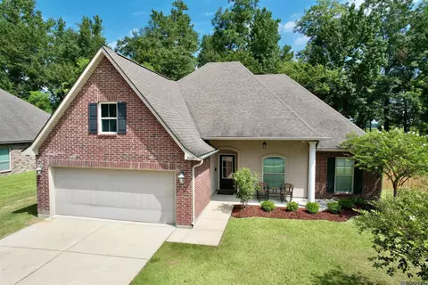 3200 Orleans Quarters Dr, Brusly, LA 70719