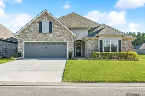 8898 Dalwood Dr, Denham Springs, LA 70726
