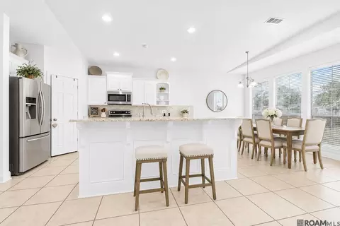Kitchen - 11135 Peaks Ave, Walker, LA 70785 photo 2 of 2