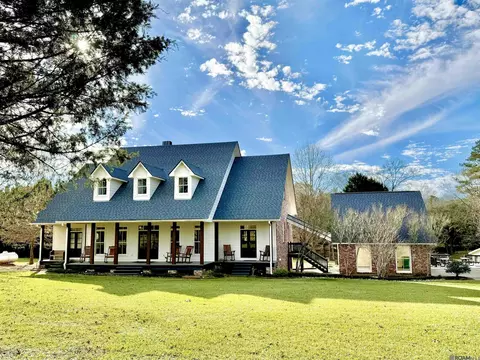 5585 La Hwy 966, Saint Francisville, LA 70775