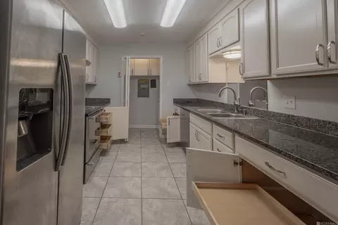 1412 W Fairview Dr, Baton Rouge, LA 70816