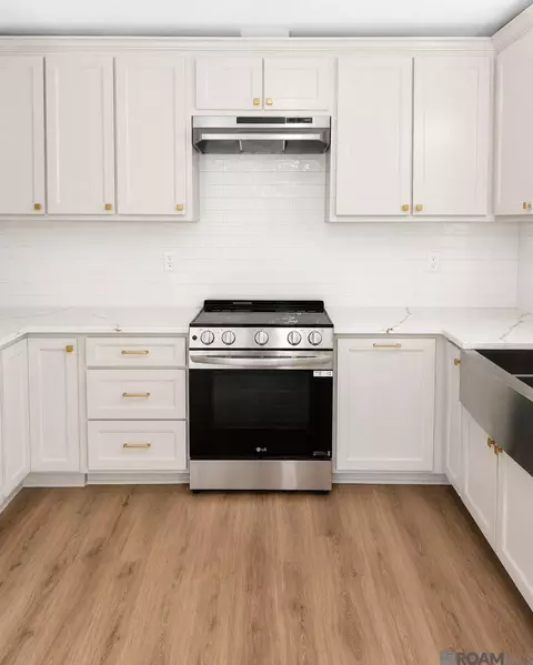 Kitchen - 36855 Nicholas Dr, Walker, LA 70785 photo 3 of 4