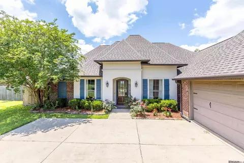 7335 Oakview Dr, Zachary, LA 70791