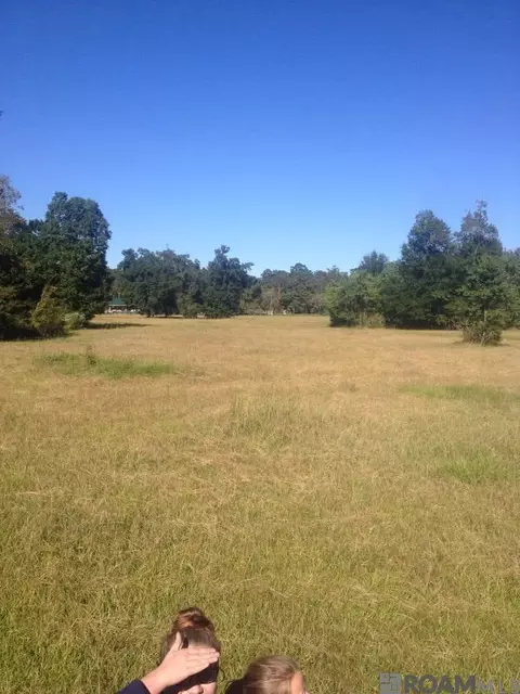 20486 La Hwy 22, Maurepas, LA 70449