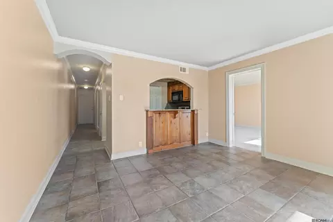 2045 N 3rd St # 301, Baton Rouge, LA 70802