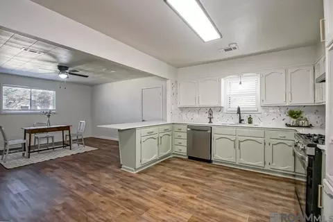 Kitchen - 2465 Ray Weiland Dr, Baker, LA 70714 photo 1 of 3