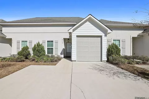 8129 Village Lake Ave, Baton Rouge, LA 70820