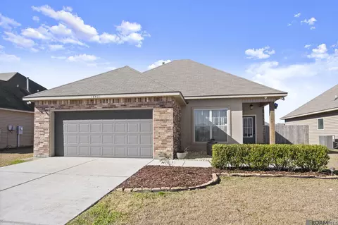 15421 Mossystone Dr, Prairieville, LA 70769