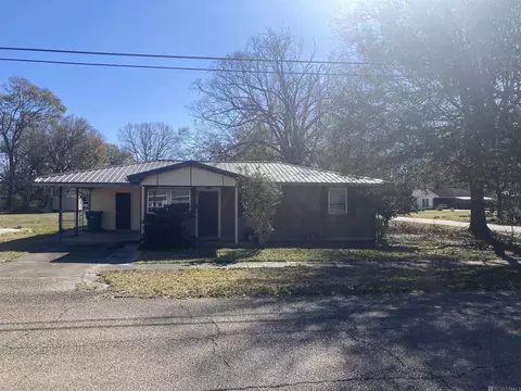 20110 Circle Dr, Livingston, LA 70754