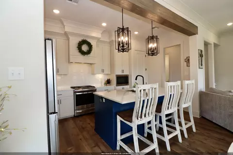 3084 Parkside Ln, Saint Francisville, LA 70775