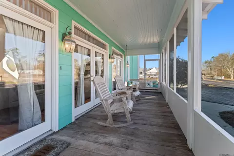 Exterior - 17097 Peace Point Dr, Springfield, LA 70462 photo 4 of 12