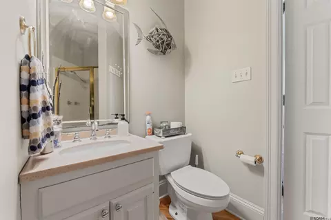 Bath - 17097 Peace Point Dr, Springfield, LA 70462 photo 1 of 3
