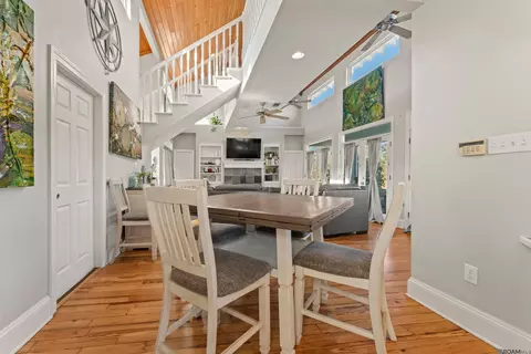 Dining - 17097 Peace Point Dr, Springfield, LA 70462 photo 2 of 2