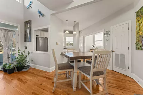 Dining - 17097 Peace Point Dr, Springfield, LA 70462 photo 1 of 2