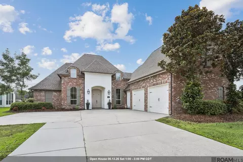 9038 Villa Haven Dr, Greenwell Springs, LA 70739