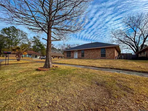 5244 Bangor Dr, Baton Rouge, LA 70814