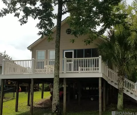 20996 Diversion Canal Rd, Maurepas, LA 70449
