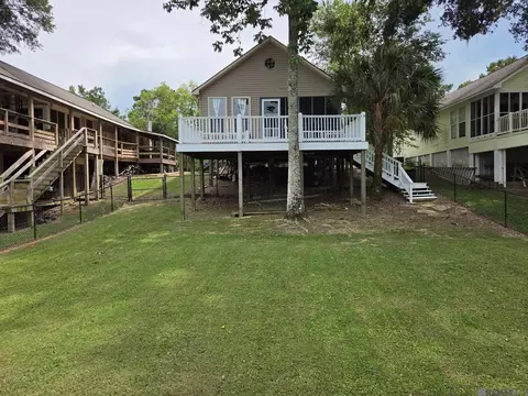 20996 Diversion Canal Rd, Maurepas, LA 70449