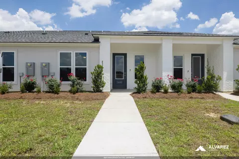 5643 Emmie Dr, Zachary, LA 70791