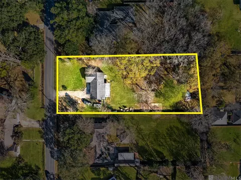 5017 Floynell Dr, Baton Rouge, LA 70809