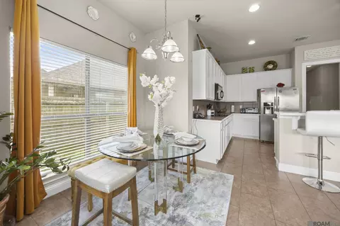 6142 Waterford Ln, Sorrento, LA 70778
