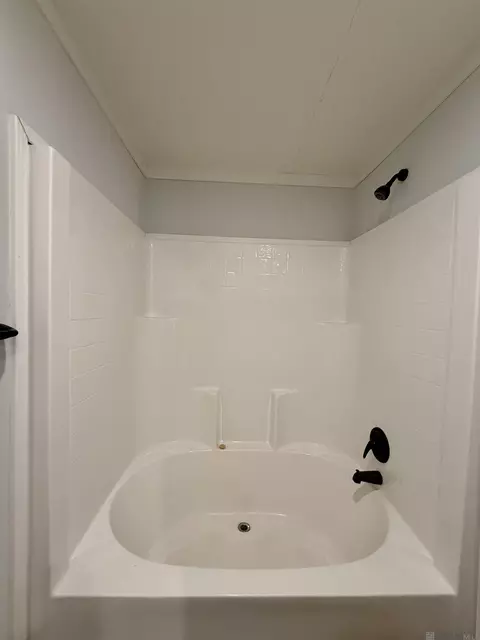 Bath - 6101 Hancock Rd, Gloster, MS 39638 photo 5 of 6