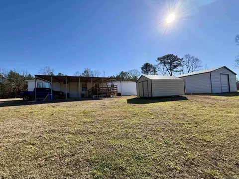 Exterior - 6101 Hancock Rd, Gloster, MS 39638 photo 6 of 13