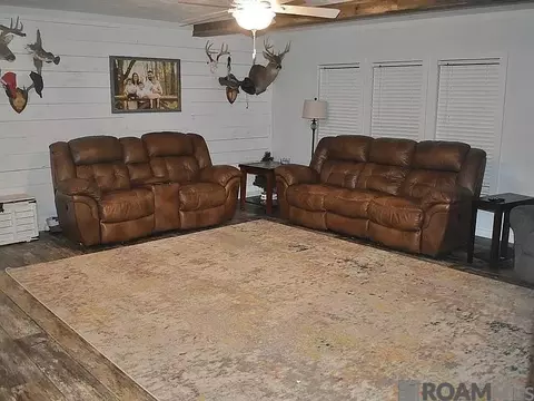Living - 6101 Hancock Rd, Gloster, MS 39638 photo 1 of 2