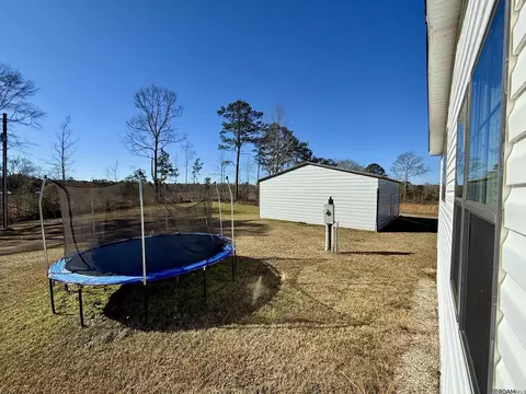 Exterior - 6101 Hancock Rd, Gloster, MS 39638 photo 11 of 13