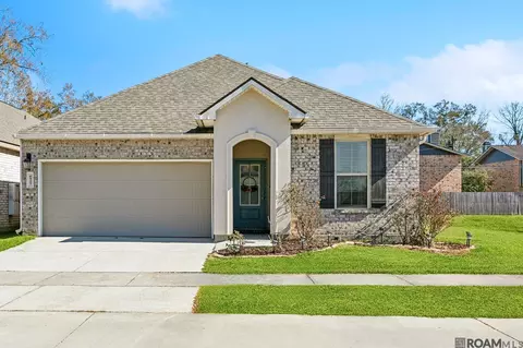6527 Tiger Pointe Dr, Baton Rouge, LA 70817