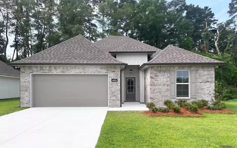 12876 Siberian Dr, Walker, LA 70785