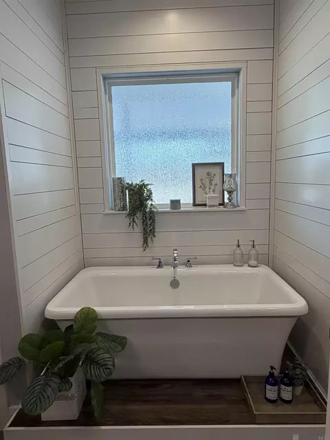Bath - 35120 Weiss Rd, Walker, LA 70785 photo 1 of 4