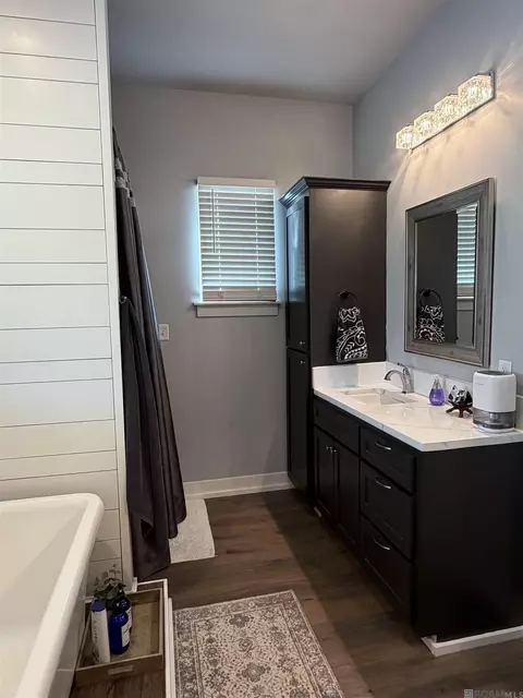 Bath - 35120 Weiss Rd, Walker, LA 70785 photo 4 of 4