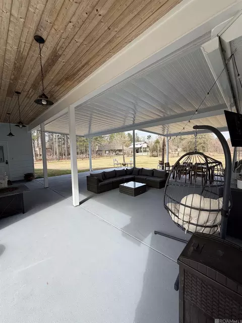 Exterior - 35120 Weiss Rd, Walker, LA 70785 photo 2 of 3