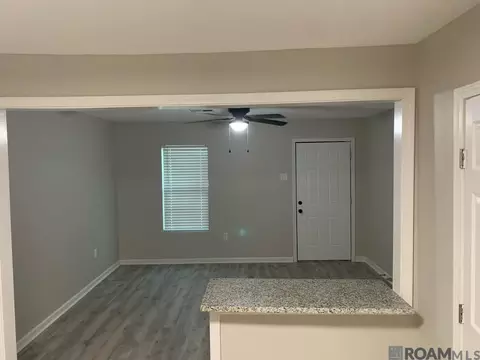 3605 Thomas Dr, Houma, LA 70363 photo 2