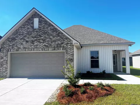 2198 Sherris Way, Port Allen, LA 70767