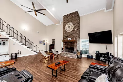 Living - 14736 Chenal Rd, Jarreau, LA 70749 photo 1 of 1