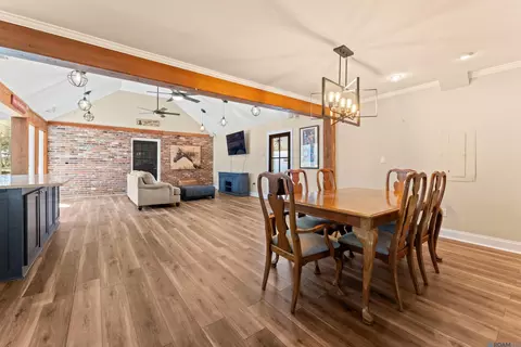 Dining - 12944 Pleasant Rdg, Walker, LA 70785 photo 1 of 3