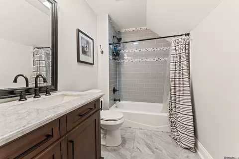 Bath - 12944 Pleasant Rdg, Walker, LA 70785 photo 5 of 5