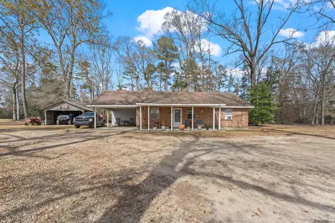 806 Lemon B Rd, Slaughter, LA 70777