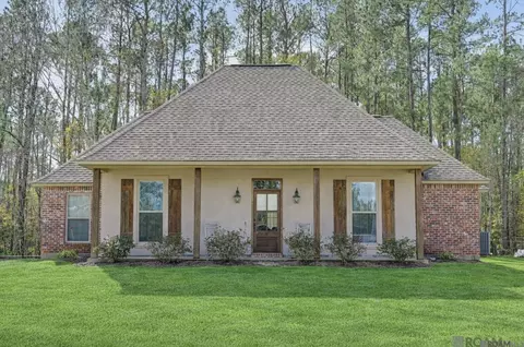 15534 Delmar Ln, Walker, LA 70785