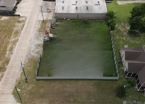 2249 S Central Ave, Lutcher, LA 70071