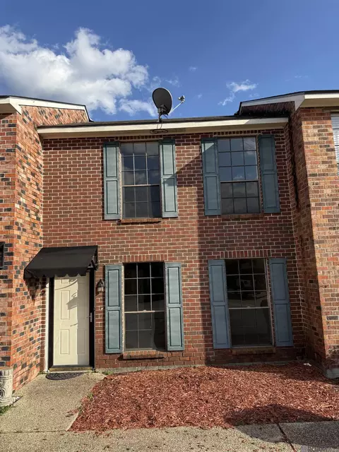 23050 C Jade Dr # C, Plaquemine, LA 70764