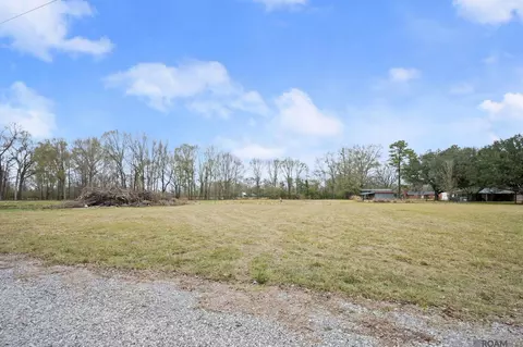 Other - 10564 Summerside Dr, Baker, LA 70714 photo 3 of 6